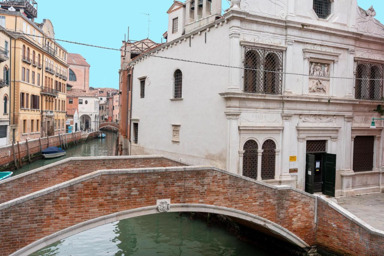 Ca Dei Dalmati - The Blue Canal View Venice Luaran gambar